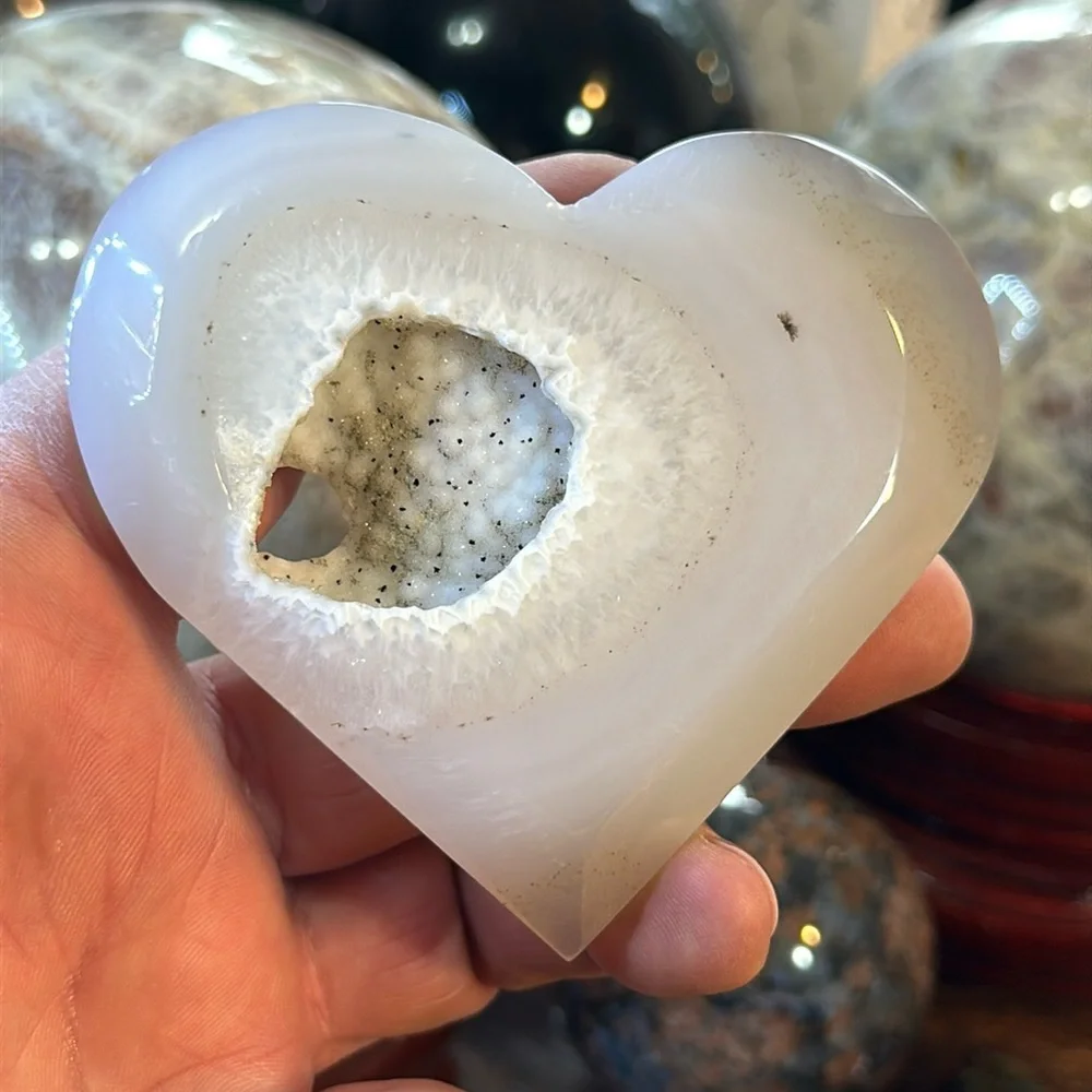 Agate Crystal Heart Carving With Druzy! - Picture 1 of 6
